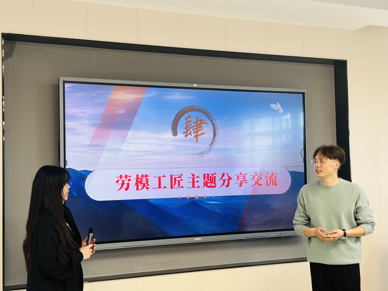 图片4.png 图片4.png