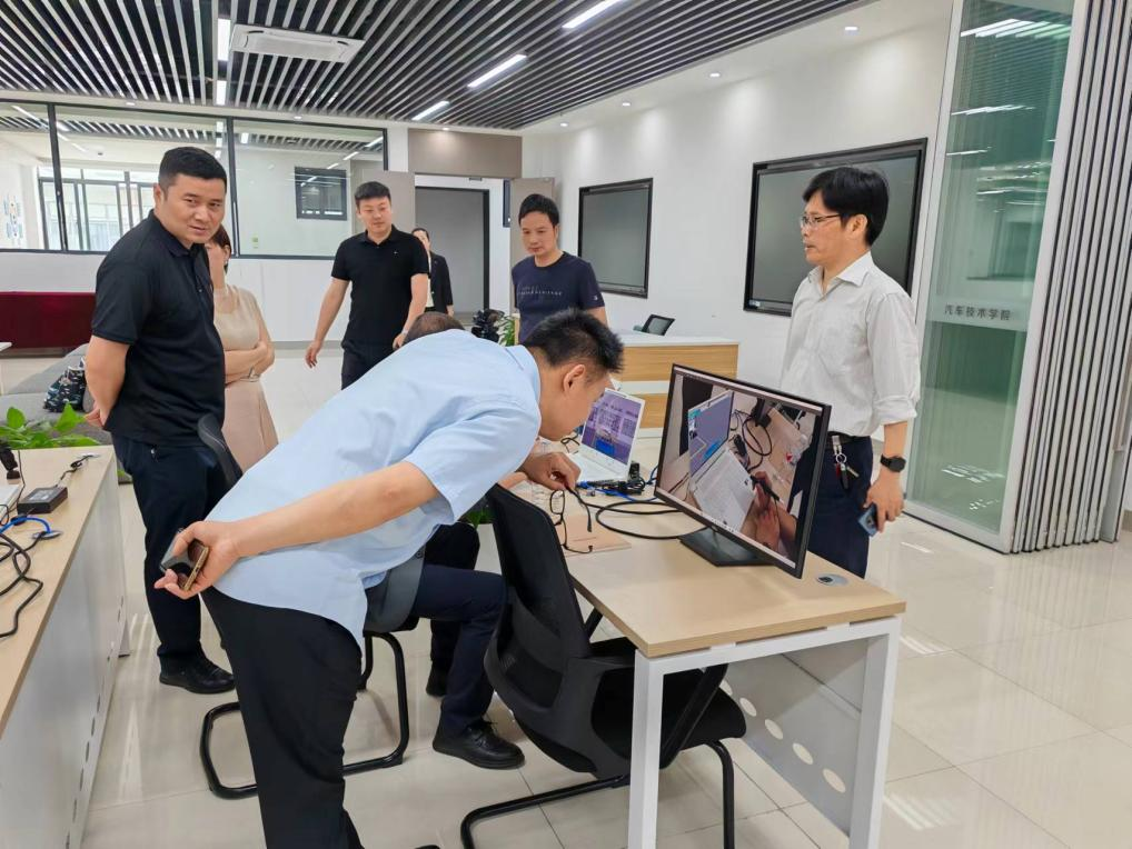 图片2.png 图片2.png