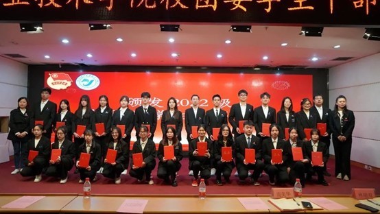 图片4.jpg 图片4.jpg